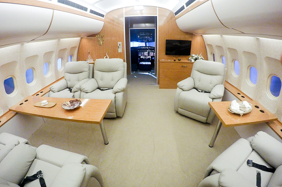 Dikine Kesit Uçak Dekoru